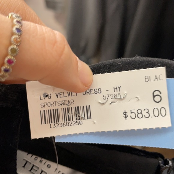 Teri Jon Velvet Dress NWT - Picture 4 of 4